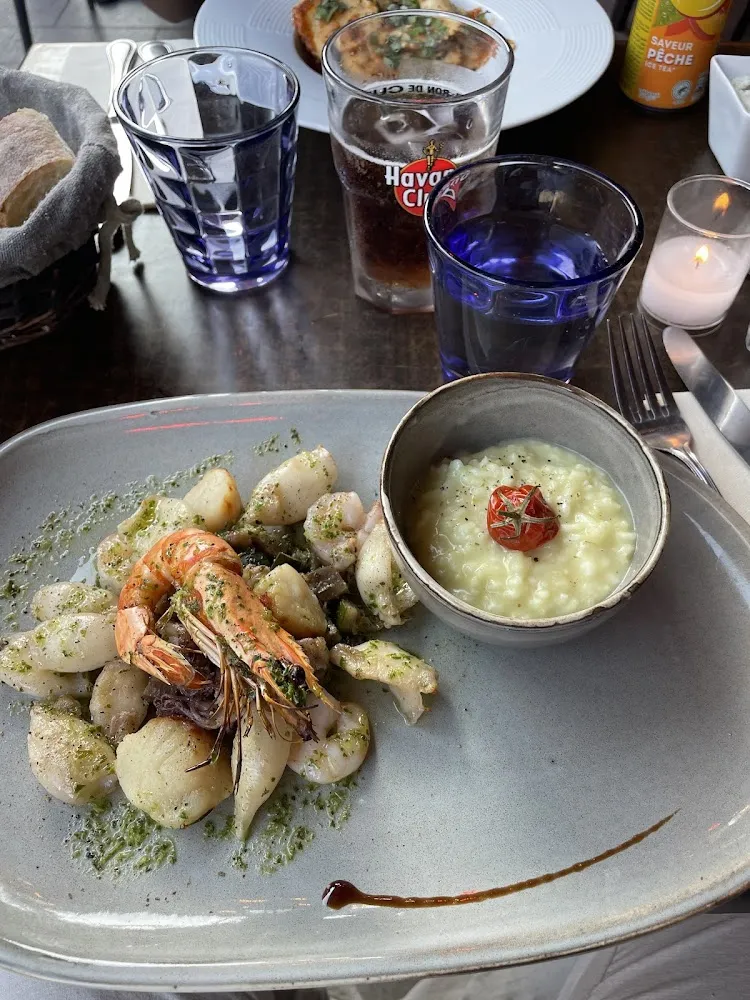 Poêlée de Fruits de Mer À l’huile d’olive